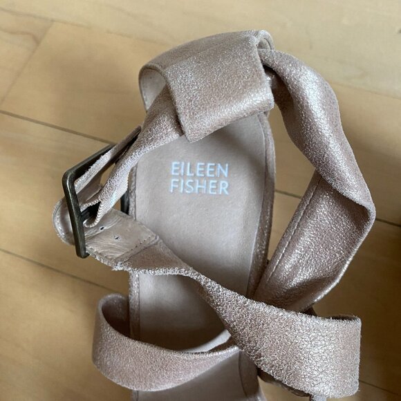 EILEEN Fisher "Patsy" Light Gold Block Heel Sandal - Picture 4 of 9
